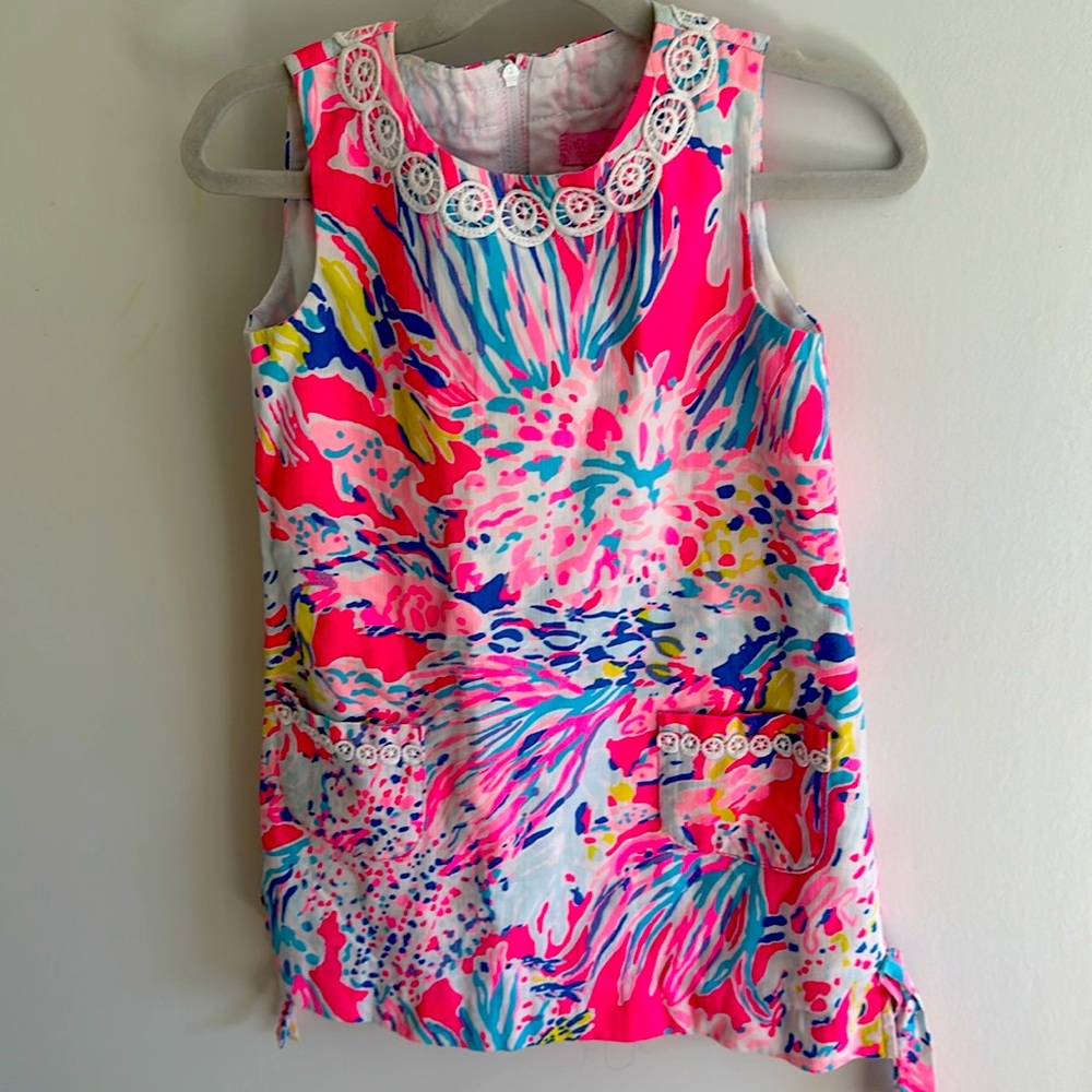 Lilly Pulitzer Girls Little Lilly Classic Shift Dress. Size 5